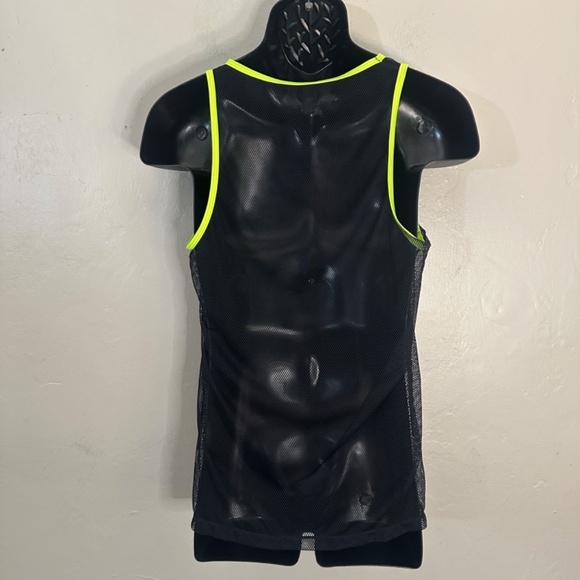 Jor Mesh Tank Top 21" armpit to armpit unstretched Poly blend open mesh No size - Picture 3 of 3